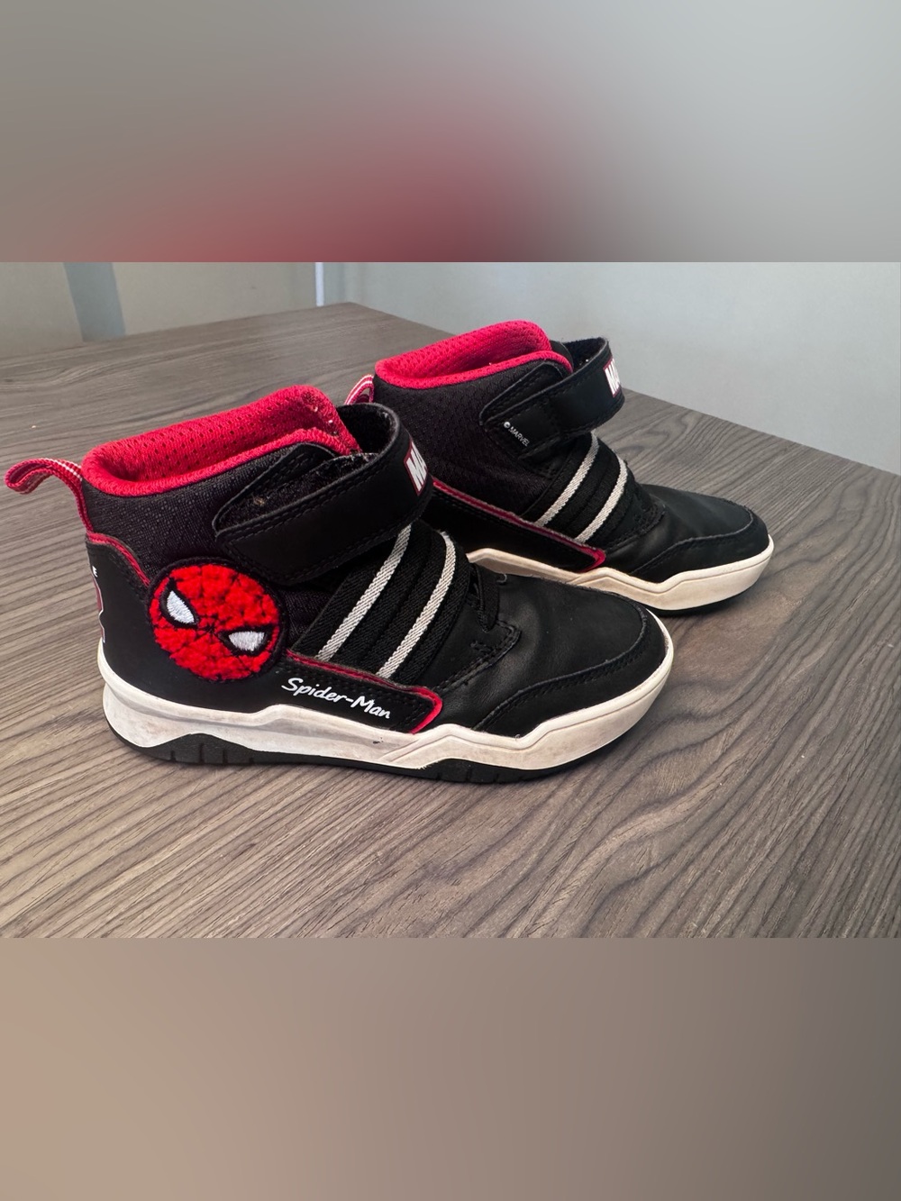 Geox Kids Black and Red Spider-Man High-Top Sneakers